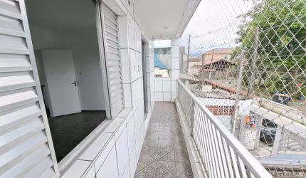 Casa em condomínio fechado com 3 quartos à venda na Gabriel Rollo, --, Areia Branca, Santos por R$ 330.000