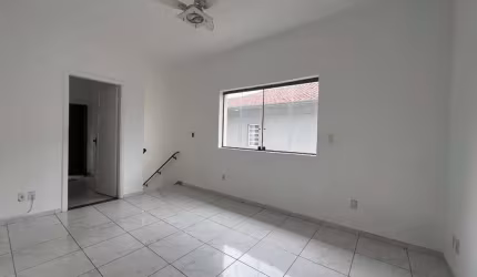 Casa em condomínio fechado com 3 quartos para alugar na Doutor Oswaldo Cruz, --, Boqueirão, Santos por R$ 5.500