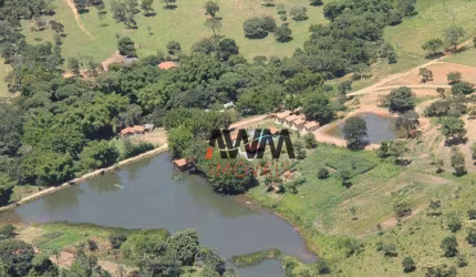 Chácara com 5 quartos à venda, 48 m² por R$ 2.200.000 - Centro - Aragoiânia/GO