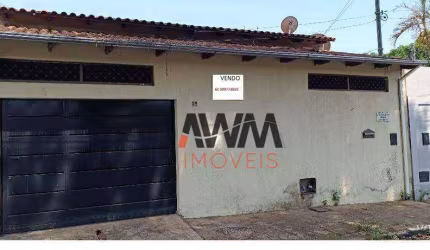 Casa com 3 dormitórios à venda, 212 m² por R$ 370.000,00 - Setor Central - Goiânia/GO