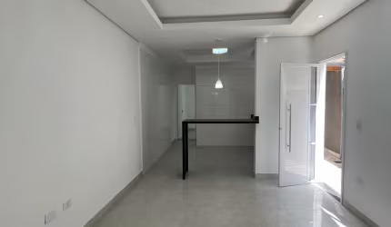 ULTIMA CASA TERRÉA COM QUINTAL NA MIRIM
