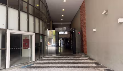 Sala comercial à venda na Avenida Sete de Setembro, 4214, Batel, Curitiba por R$ 280.000