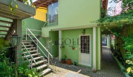 Casa com 6 dormitórios sendo 1 suíte à venda, 263 m² por R$ 2.450.000 - Água Branca - São Paulo/SP