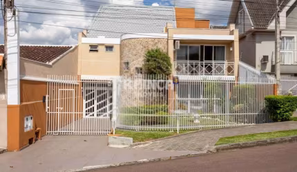 Residência com 4 quartos  à venda, 444.00 m2 por R$1800000.00  - Xaxim - Curitiba/PR