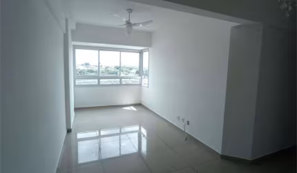 Apartamento / Usado para Venda em Salvador, Patamares, 3 dormitórios, 1 suíte, 3 banheiros, 1 vaga
