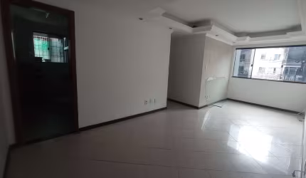 Apartamento / Usado para Venda em Salvador, Trobogy, 3 dormitórios, 1 suíte, 2 banheiros, 3 vagas