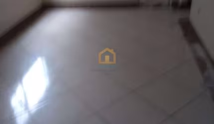 Apartamento Reformado, 2 Dormitórios, em Santos/SP.