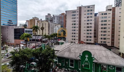 Apartamento com 2 dormitórios à venda, 100 m² por R$ 680.000 - Gonzaga - Santos/SP