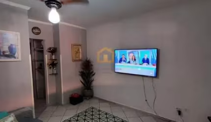Sobrado com 2 dormitórios à venda por R$ 250.000,00 - Vila Voturuá - São Vicente/SP