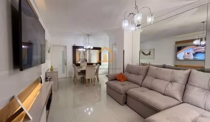 Casa Sobreposta  03 Dormitórios, sendo 01 com Suíte