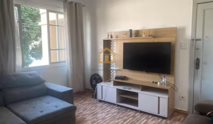 Apartamento Mirante com 3 Dormitórios e Dependência.