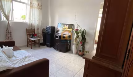 Apartamento de 2 Quartos em Localização Estratégica.
