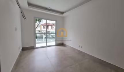Casa Ampla com 3 Dormitórios | 2 Suítes | 175m² |