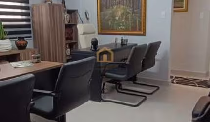 Sala Comercial Equipada e Bem Conservada – Bairro Aparecida, Santos/SP