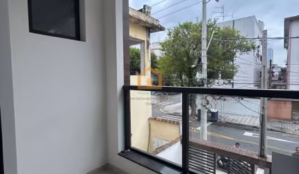 Casa Encantadora à Venda no Embaré – Santos/SP!
