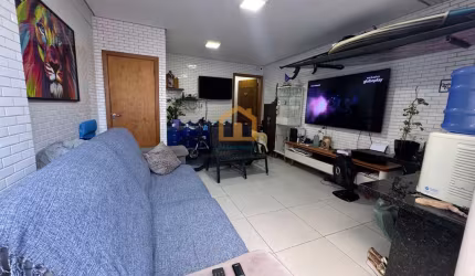 Casa Sobrado  3 dormitórios sendo 2 suítes  1 vaga garagem