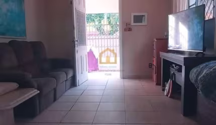 Sobrado com 4 dormitórios, sendo 1 suíte  à venda - Pompéia - Santos/SP