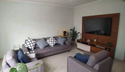 Sobrado com 3 dormitórios, sendo 1 suíte à venda - Aparecida - Santos/SP