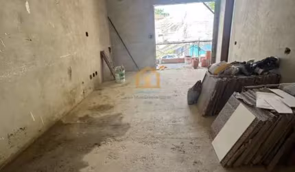 Sobreposta Alta com 2 Suítes à Venda no Marapé – Santos/SP