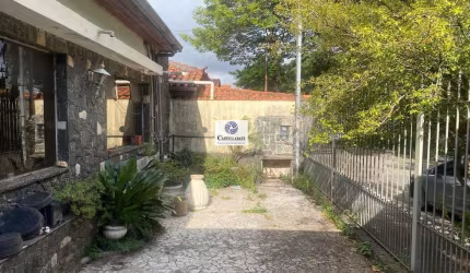 Casa Térrea para Venda em São Paulo, Instituto de Previdência, 3 dormitórios, 1 suíte, 3 banheiros, 4 vagas