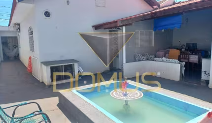 Casa Alexandre Balbo 3 Dormitórios com piscina.
