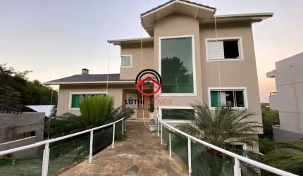 Sobrado de Condomínio com 4 dorms, Centro, Santa Isabel - R$ 1.4 mi, Cod: 690