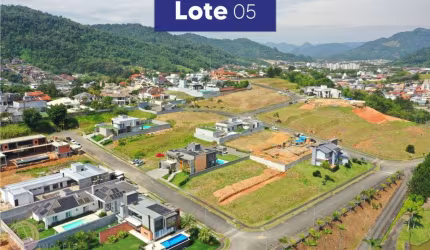 Terreno à venda no Jaraguá Esquerdo, Jaraguá do Sul , 922 m2 por R$ 1.350.000