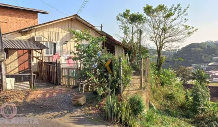 Casa com 3 quartos à venda na Vila Lenzi, Jaraguá do Sul , 144 m2 por R$ 430.000