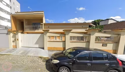 Casa comercial com 4 salas à venda no Centro, Jaraguá do Sul , 212 m2 por R$ 2.600.000