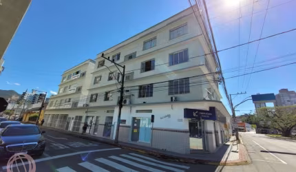 Apartamento com 3 quartos para alugar no Centro, Jaraguá do Sul , 110 m2 por R$ 2.100