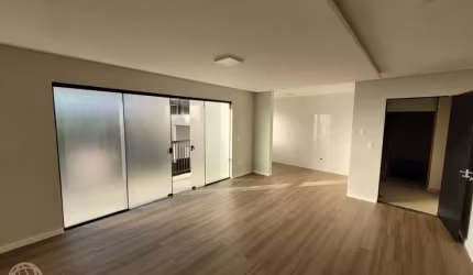 Apartamento com 2 quartos para alugar na Vila Lenzi, Jaraguá do Sul , 92 m2 por R$ 3.500