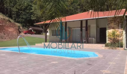 Chácara / sítio com 3 quartos à venda na Zona Rural, Apiúna , 210 m2 por R$ 800.000