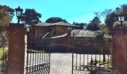 Casa- Petrópolis, Araras