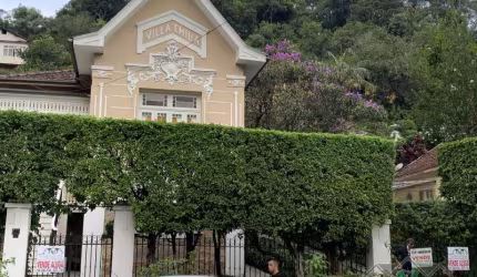 Casa- Petrópolis, Centro