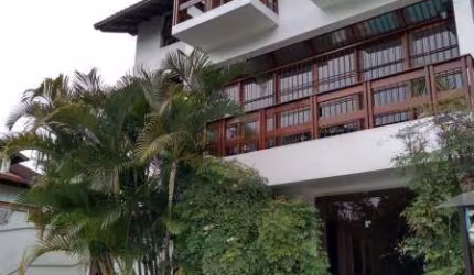 Casa- Petrópolis, Centro