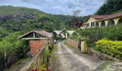 Casa- Petrópolis, Corrêas