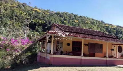 Casa- Petrópolis, Araras