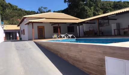 Casa- Magé, Centro