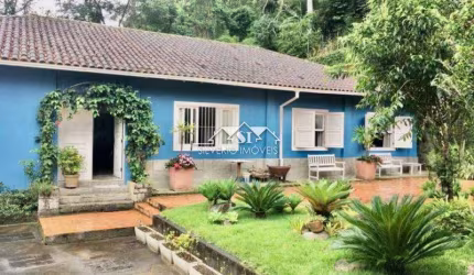 Casa- Petrópolis, Centro