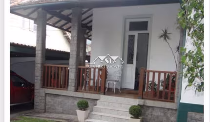 Casa- Petrópolis, Alto da Serra
