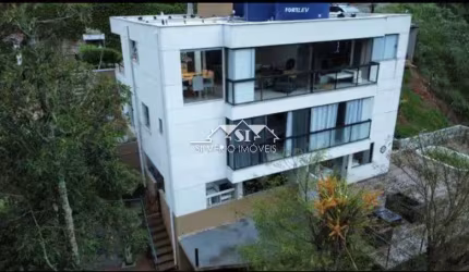 Casa- Petrópolis, Nogueira