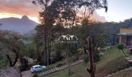 Casa- Petrópolis, Araras