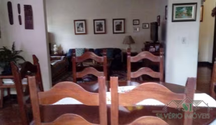 Apartamento- Petrópolis, Centro