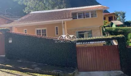 Casa- Petrópolis, Retiro