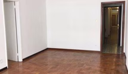 Apartamento- Petrópolis, Centro