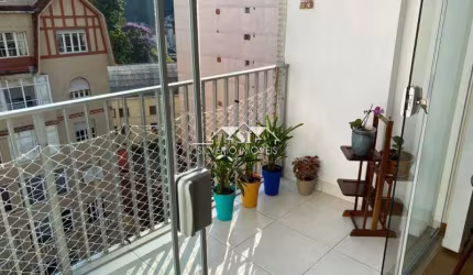 Apartamento- Petrópolis, Centro