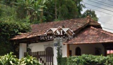 Casa- Petrópolis, Nogueira