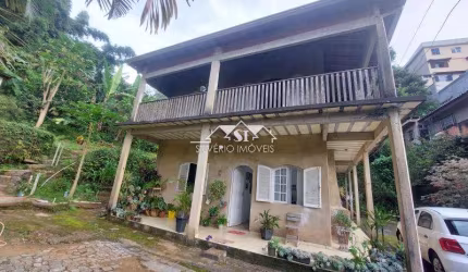 Casa- Petrópolis, Caxambú