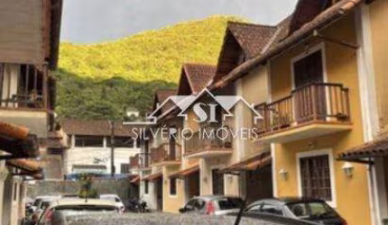 Casa- Petrópolis, São Sebastião
