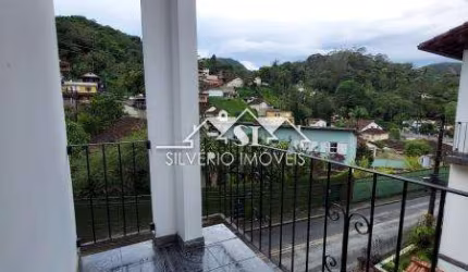 Casa- Petrópolis, Castelânea